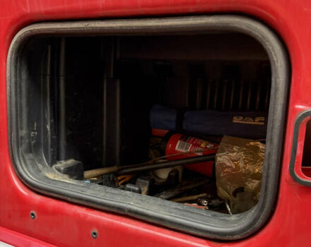 Красный Даф ХФ, объемом двигателя 10 л и пробегом 413 тыс. км за 25694 $, фото 7 на Automoto.ua