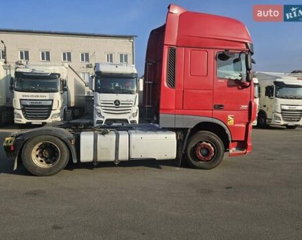 Красный Даф ХФ, объемом двигателя 12.9 л и пробегом 677 тыс. км за 23000 $, фото 4 на Automoto.ua