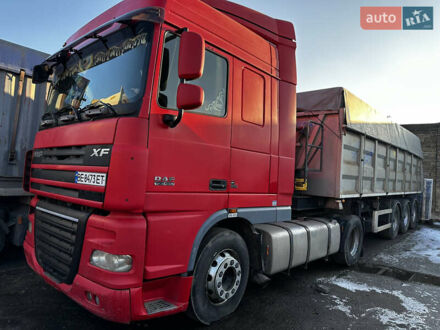 Даф ХФ 2008 в Николаеве на Automoto.ua Красный Даф ХФ, объемом двигателя 12.9 л и пробегом 1 тыс. км за 10000 $, фото 1 на Automoto.ua