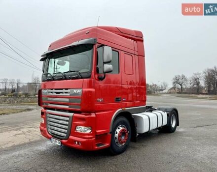 Красный Даф ХФ, объемом двигателя 12.9 л и пробегом 741 тыс. км за 21800 $, фото 1 на Automoto.ua