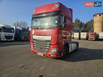 Даф XF 2017 у Буче на Automoto.ua Червоний Даф XF, об'ємом двигуна 12.9 л та пробігом 677 тис. км за 23000 $, фото 1 на Automoto.ua