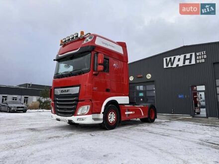 Червоний Даф XF, об'ємом двигуна 12.9 л та пробігом 880 тис. км за 33319 $, фото 1 на Automoto.ua