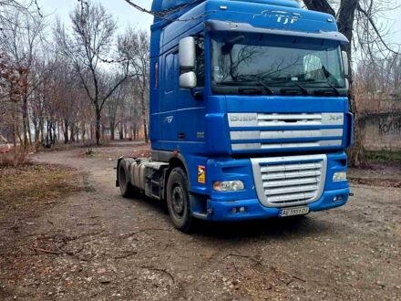 Даф ХФ 2011 в Днепре (Днепропетровске) на Automoto.ua Даф ХФ, объемом двигателя 12 л и пробегом 0 тыс. км за 19000 $, фото 1 на Automoto.ua