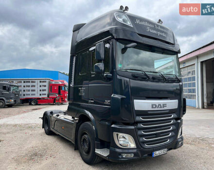 Серый Даф ХФ, объемом двигателя 12.9 л и пробегом 780 тыс. км за 15000 $, фото 1 на Automoto.ua