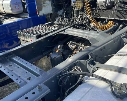 Синий Даф ХФ, объемом двигателя 12.9 л и пробегом 933 тыс. км за 8000 $, фото 6 на Automoto.ua