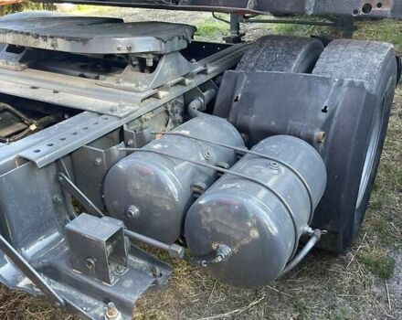 Синий Даф ХФ, объемом двигателя 12.9 л и пробегом 933 тыс. км за 8000 $, фото 27 на Automoto.ua