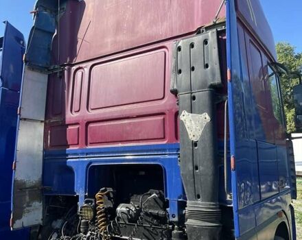 Синий Даф ХФ, объемом двигателя 12.9 л и пробегом 933 тыс. км за 8000 $, фото 23 на Automoto.ua