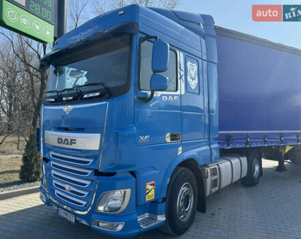 Синий Даф ХФ, объемом двигателя 12.8 л и пробегом 880 тыс. км за 35500 $, фото 18 на Automoto.ua