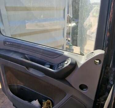 Синій Даф XF, об'ємом двигуна 12.9 л та пробігом 747 тис. км за 28600 $, фото 24 на Automoto.ua