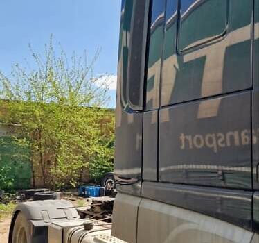 Синій Даф XF, об'ємом двигуна 12.9 л та пробігом 747 тис. км за 28600 $, фото 2 на Automoto.ua