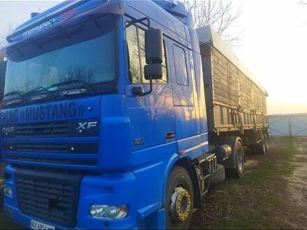 Даф XF 2006 у Червоноград на Automoto.ua Синій Даф XF, об'ємом двигуна 0.13 л та пробігом 400 тис. км за 11000 $, фото 1 на Automoto.ua