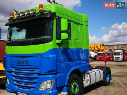Синий Даф ХФ, объемом двигателя 12.9 л и пробегом 899 тыс. км за 27800 $, фото 1 на Automoto.ua