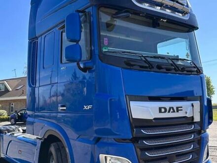 Синий Даф ХФ, объемом двигателя 12.9 л и пробегом 799 тыс. км за 29999 $, фото 1 на Automoto.ua