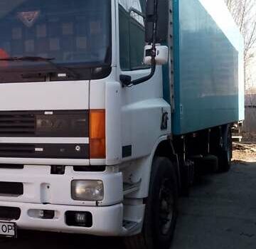 Белый Даф CF 75, объемом двигателя 9.2 л и пробегом 700 тыс. км за 10000 $, фото 2 на Automoto.ua