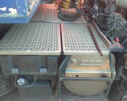 Синий Даф CF 75, объемом двигателя 9.2 л и пробегом 960 тыс. км за 17000 $, фото 2 на Automoto.ua