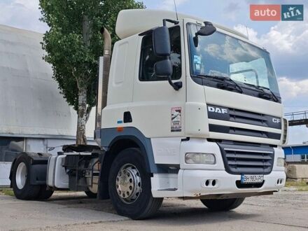 Белый Даф CF 85, объемом двигателя 12.9 л и пробегом 780 тыс. км за 18000 $, фото 1 на Automoto.ua