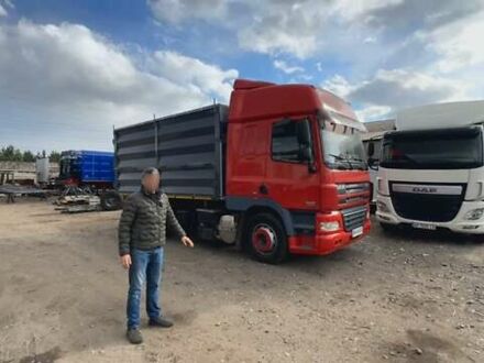 Даф CF 85 2007 в Славуте на Automoto.ua Красный Даф CF 85, объемом двигателя 12.9 л и пробегом 950 тыс. км за 28800 $, фото 1 на Automoto.ua