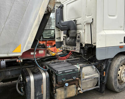 Даф CF 85, объемом двигателя 12.9 л и пробегом 745 тыс. км за 16000 $, фото 3 на Automoto.ua