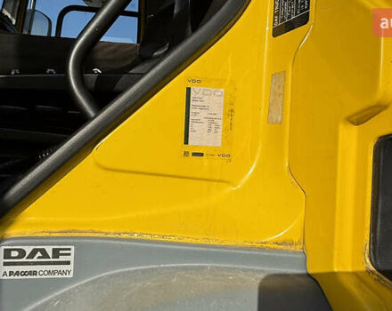 Желтый Даф CF 85, объемом двигателя 12.9 л и пробегом 280 тыс. км за 39027 $, фото 6 на Automoto.ua