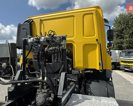 Желтый Даф CF 85, объемом двигателя 0 л и пробегом 277 тыс. км за 25052 $, фото 9 на Automoto.ua