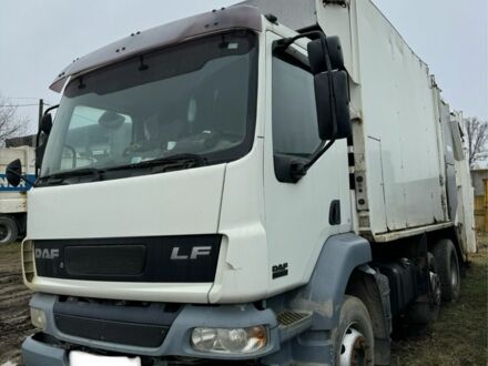 Даф Другая 2005 у Чернівцях на Automoto.ua Даф Другая, об'ємом двигуна 0 л та пробігом 0 тис. км за 8300 $, фото 1 на Automoto.ua