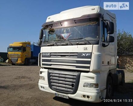 Білий Даф XF 105, об'ємом двигуна 12.9 л та пробігом 165 тис. км за 15000 $, фото 1 на Automoto.ua