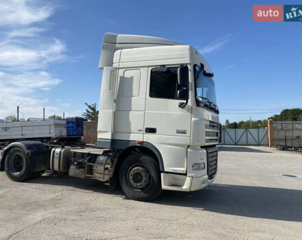 Белый Даф XF 105, объемом двигателя 12.9 л и пробегом 980 тыс. км за 18000 $, фото 1 на Automoto.ua