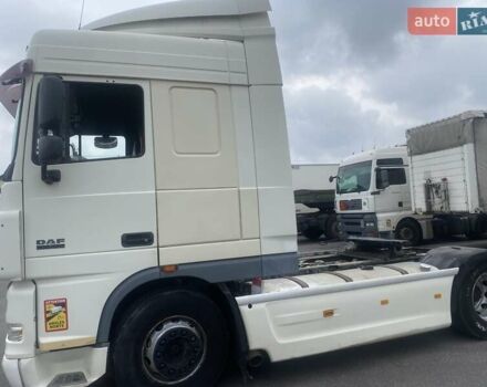 Белый Даф XF 105, объемом двигателя 12.9 л и пробегом 940 тыс. км за 11000 $, фото 1 на Automoto.ua