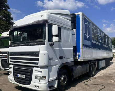 Белый Даф XF 105, объемом двигателя 12.9 л и пробегом 300 тыс. км за 15500 $, фото 2 на Automoto.ua