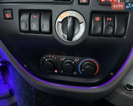 Белый Даф XF 105, объемом двигателя 0 л и пробегом 100 тыс. км за 23999 $, фото 21 на Automoto.ua