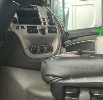 Білий Даф XF 105, об'ємом двигуна 12.9 л та пробігом 10 тис. км за 10100 $, фото 2 на Automoto.ua