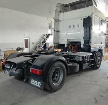 Білий Даф XF 105, об'ємом двигуна 12.9 л та пробігом 887 тис. км за 11300 $, фото 3 на Automoto.ua