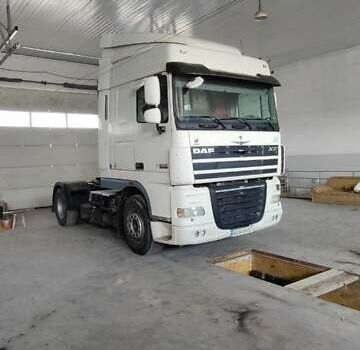 Білий Даф XF 105, об'ємом двигуна 12.9 л та пробігом 887 тис. км за 11300 $, фото 2 на Automoto.ua