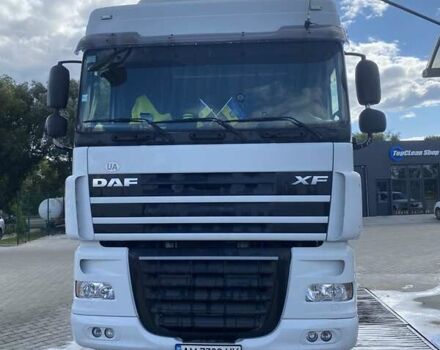 Белый Даф XF 105, объемом двигателя 12.9 л и пробегом 986 тыс. км за 17500 $, фото 2 на Automoto.ua