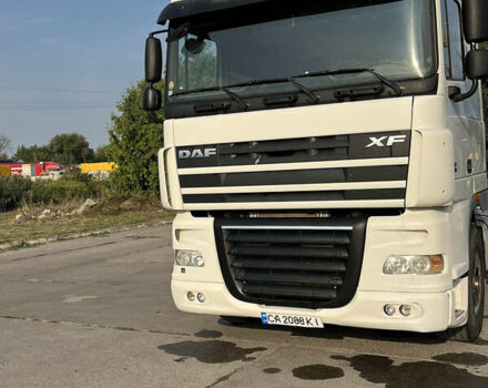 Белый Даф XF 105, объемом двигателя 12.9 л и пробегом 1000 тыс. км за 11000 $, фото 1 на Automoto.ua