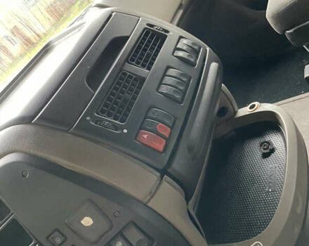 Белый Даф XF 105, объемом двигателя 12.9 л и пробегом 800 тыс. км за 13500 $, фото 4 на Automoto.ua