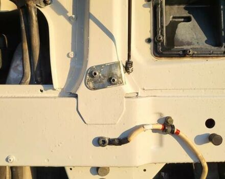 Белый Даф XF 105, объемом двигателя 12.9 л и пробегом 745 тыс. км за 25000 $, фото 7 на Automoto.ua