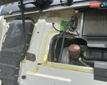 Білий Даф XF 105, об'ємом двигуна 12.9 л та пробігом 805 тис. км за 12500 $, фото 9 на Automoto.ua