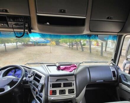 Белый Даф XF 105, объемом двигателя 12.9 л и пробегом 745 тыс. км за 25000 $, фото 25 на Automoto.ua