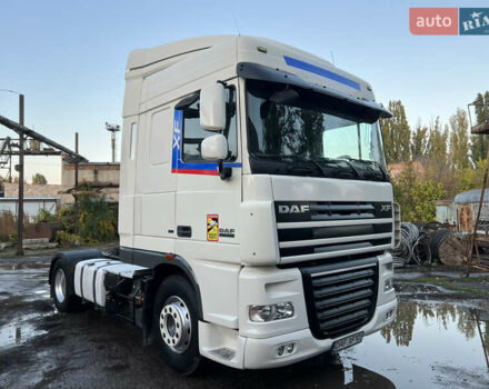 Даф XF 105 2012 в Черкассах на Automoto.ua Белый Даф XF 105, объемом двигателя 12.9 л и пробегом 120 тыс. км за 12500 $, фото 12 на Automoto.ua