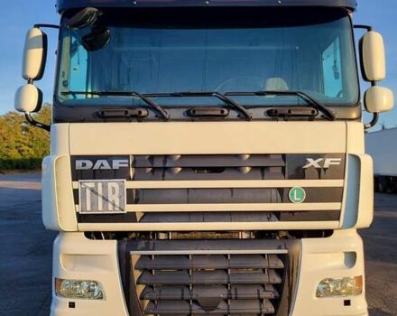 Белый Даф XF 105, объемом двигателя 12.9 л и пробегом 745 тыс. км за 25000 $, фото 2 на Automoto.ua