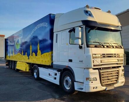 Белый Даф XF 105, объемом двигателя 12.9 л и пробегом 745 тыс. км за 25000 $, фото 1 на Automoto.ua