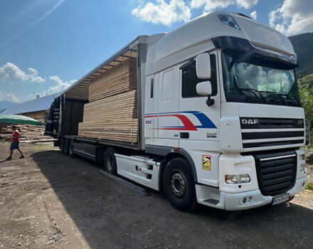 Белый Даф XF 105, объемом двигателя 12.9 л и пробегом 230 тыс. км за 21000 $, фото 1 на Automoto.ua