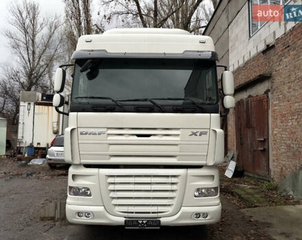 Белый Даф XF 105, объемом двигателя 12.9 л и пробегом 950 тыс. км за 12500 $, фото 4 на Automoto.ua