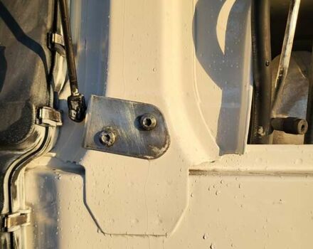 Белый Даф XF 105, объемом двигателя 12.9 л и пробегом 745 тыс. км за 25000 $, фото 8 на Automoto.ua