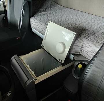 Белый Даф XF 105, объемом двигателя 12.9 л и пробегом 1 тыс. км за 14000 $, фото 8 на Automoto.ua