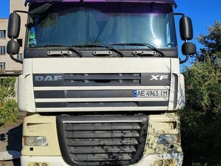 Даф XF 105 2009 в Каменское - Днепродзержинск на Automoto.ua Белый Даф XF 105, объемом двигателя 12.9 л и пробегом 1 тыс. км за 15000 $, фото 1 на Automoto.ua