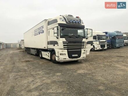 Даф XF 105 2009 у Харкові на Automoto.ua Білий Даф XF 105, об'ємом двигуна 12.9 л та пробігом 940 тис. км за 17000 $, фото 1 на Automoto.ua