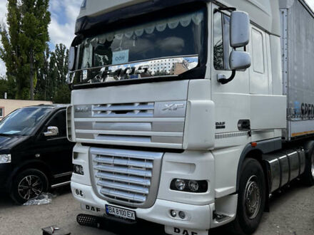 Даф XF 105 2010 в Кропивницком (Кировограде) на Automoto.ua Белый Даф XF 105, объемом двигателя 12.9 л и пробегом 500 тыс. км за 25000 $, фото 1 на Automoto.ua