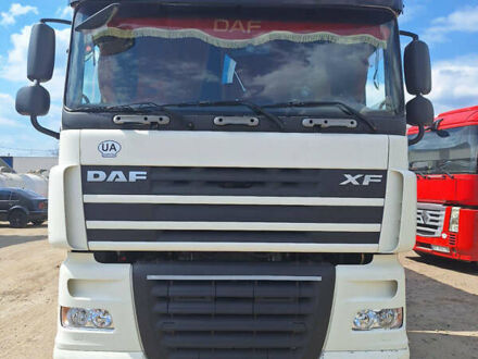 Даф XF 105 2010 в Каменке-Бугской на Automoto.ua Белый Даф XF 105, объемом двигателя 0 л и пробегом 999 тыс. км за 7000 $, фото 1 на Automoto.ua